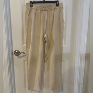 Lululemon pants size 10